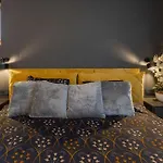 Vincent Luxe - Near Clinic, Arena And Stadium Kaunas