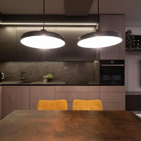 Vincent Luxe - Near Clinic, Arena And Stadium Apartment