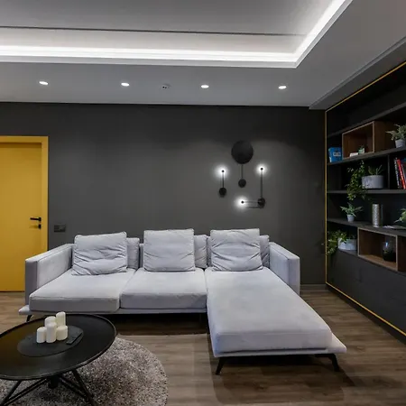 Vincent Luxe - Near Clinic, Arena And Stadium *