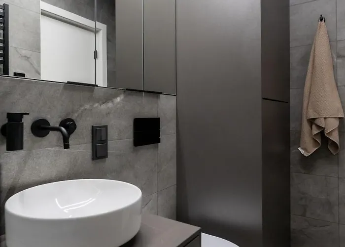 Vincent Luxe - Near Clinic, Arena And Stadium Kaunas